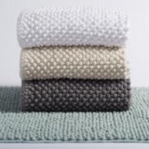 Pebbled Chenille Organic Bath Rug
